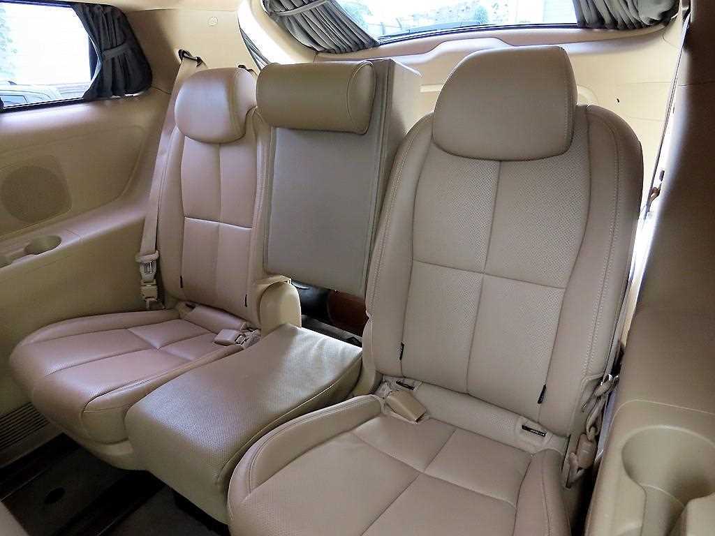 Kia Carnival — photo 07