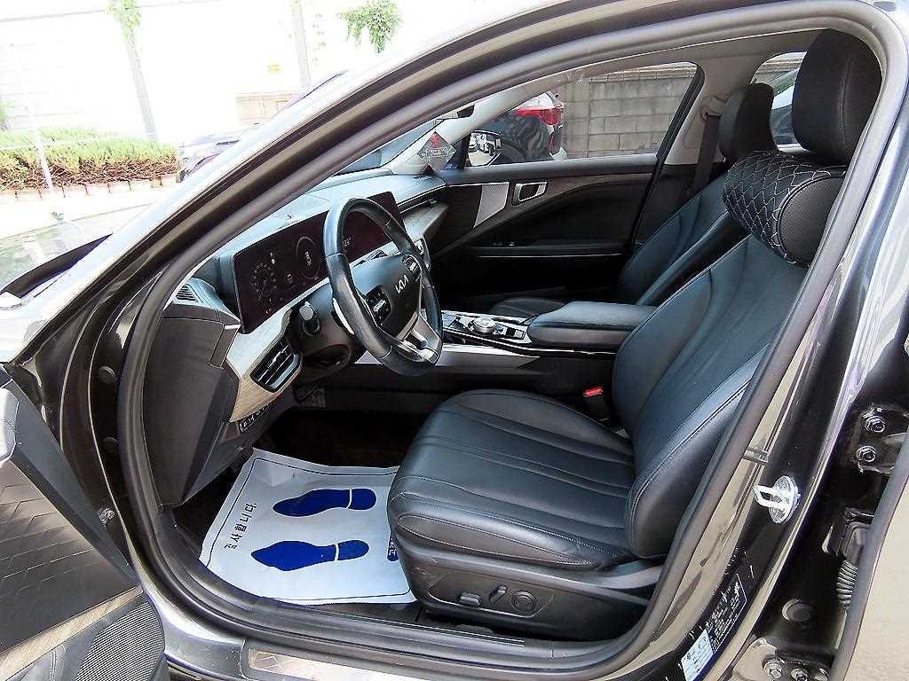 Kia K8 — photo 05