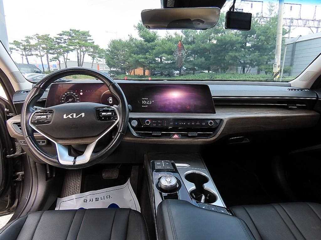 Kia K8 — photo 07