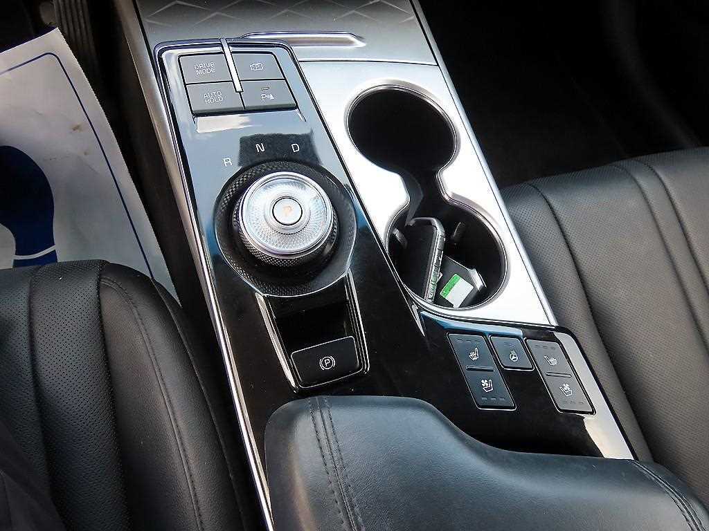 Kia K8 — photo 10