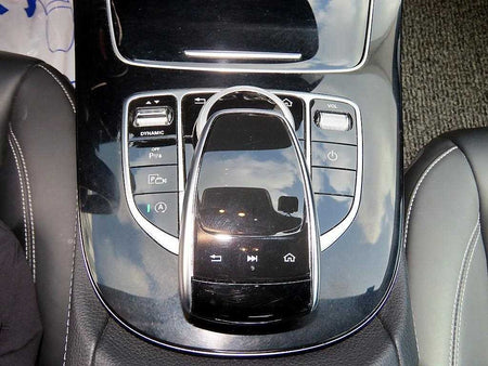 Mercedes-Benz E-Class — photo 13