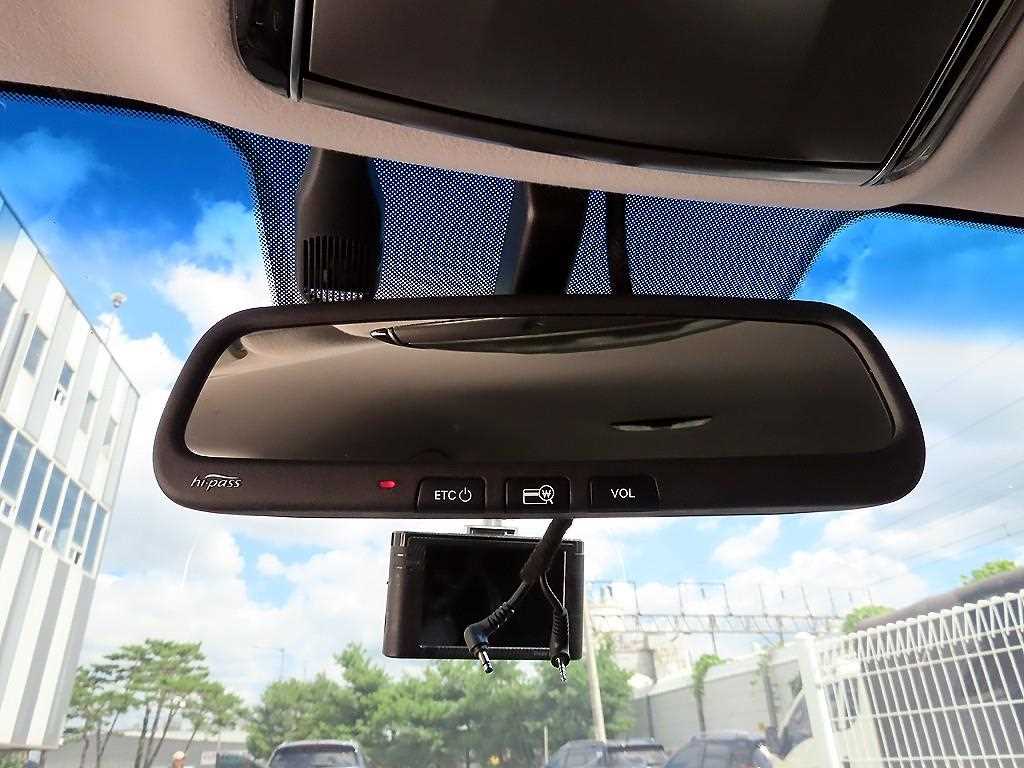 Hyundai Grandeur — photo 14