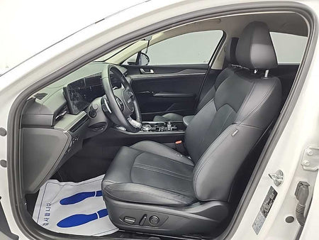 Kia K5 — photo 11