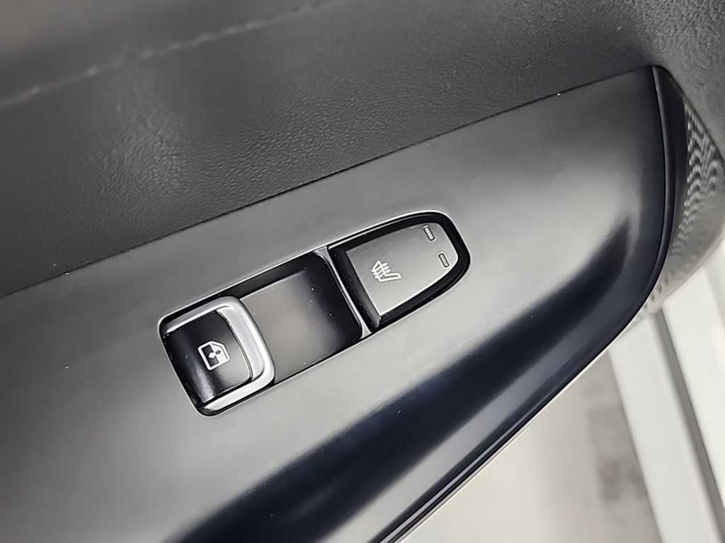 Kia K5 — photo 13