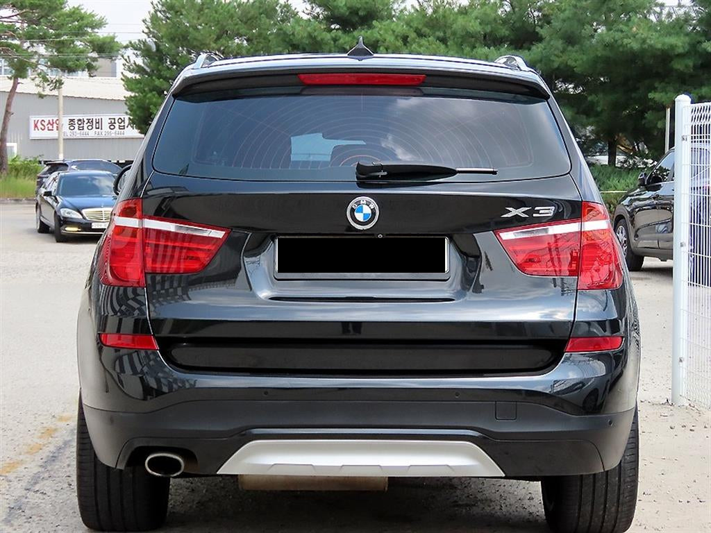 BMW X3 — photo 04