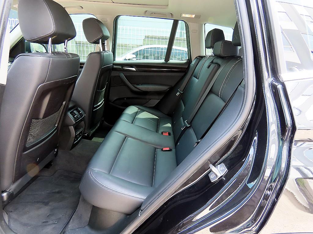 BMW X3 — photo 06