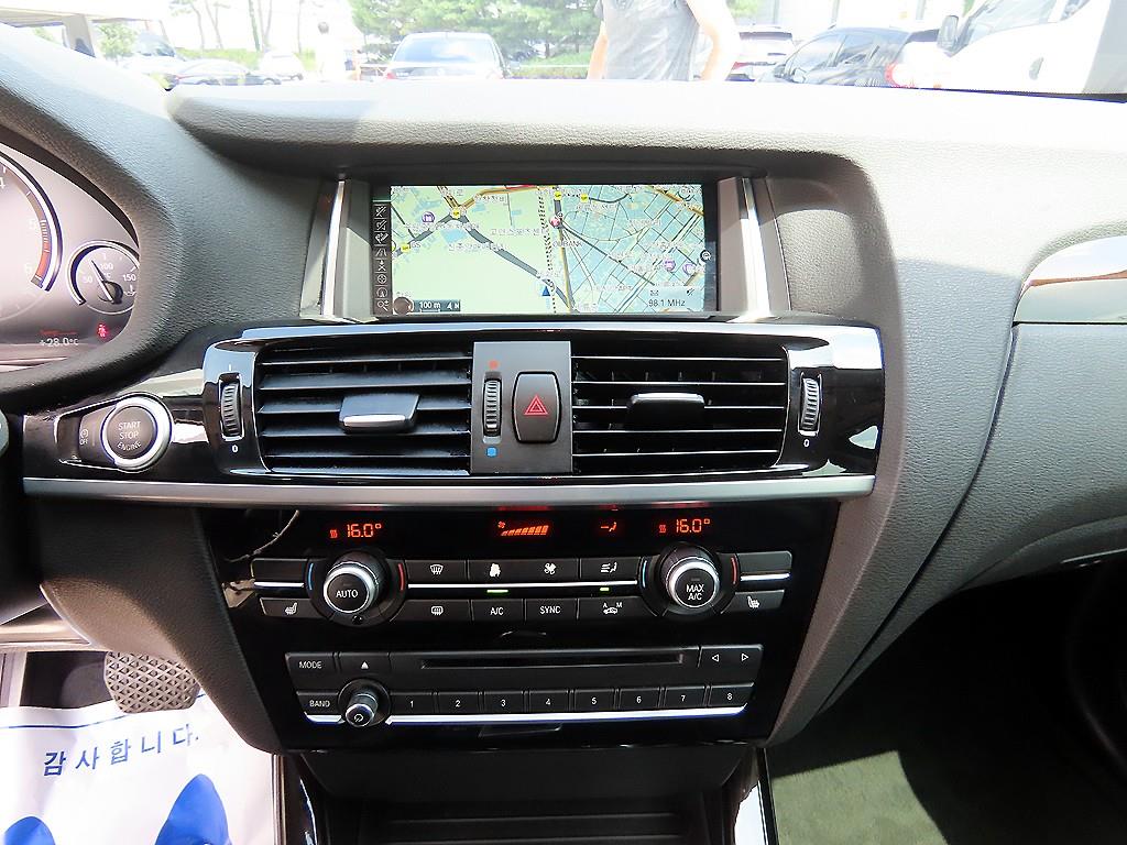 BMW X3 — photo 13