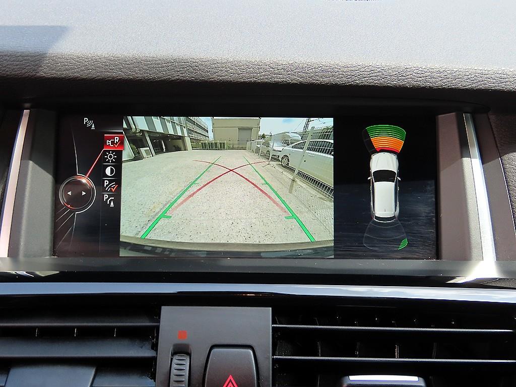 BMW X3 — photo 14