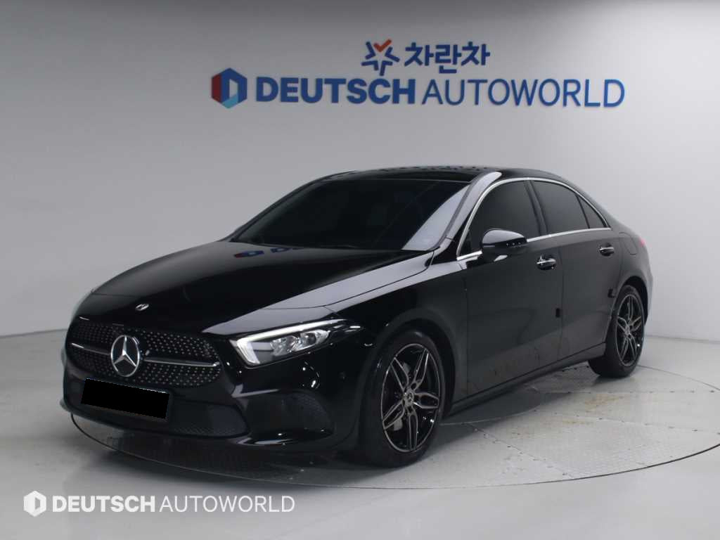 Mercedes-Benz A-Class — photo 01