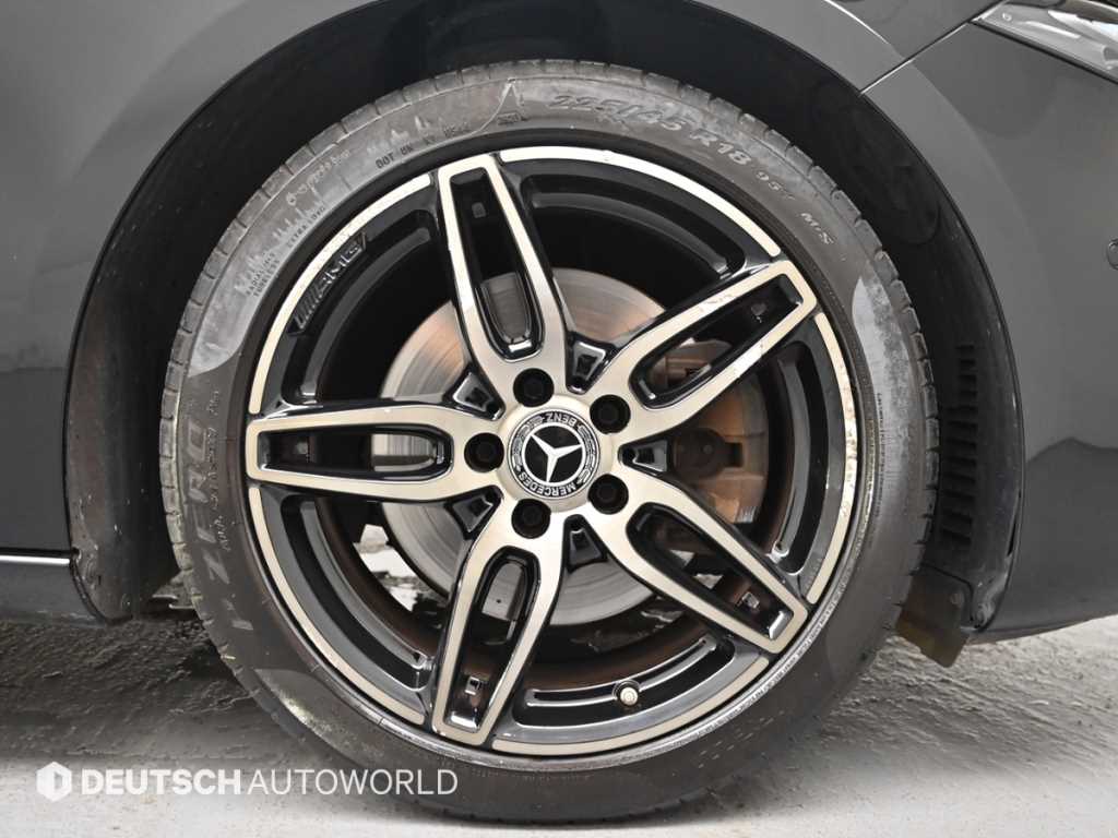 Mercedes-Benz A-Class — photo 05