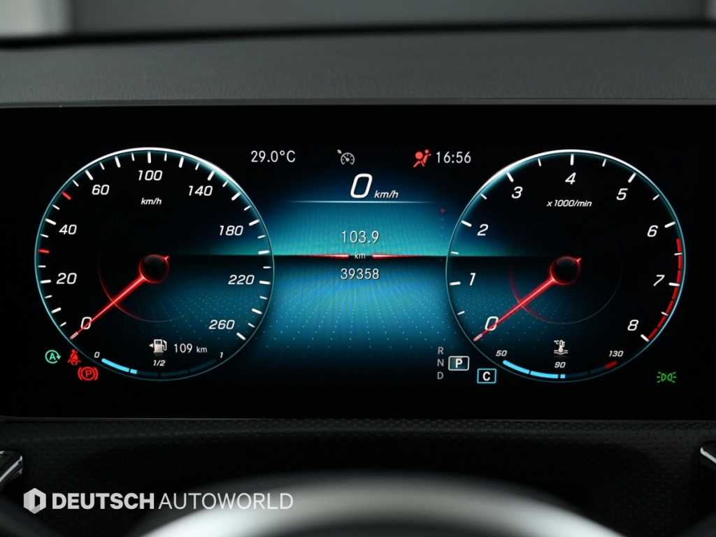 Mercedes-Benz A-Class — photo 08