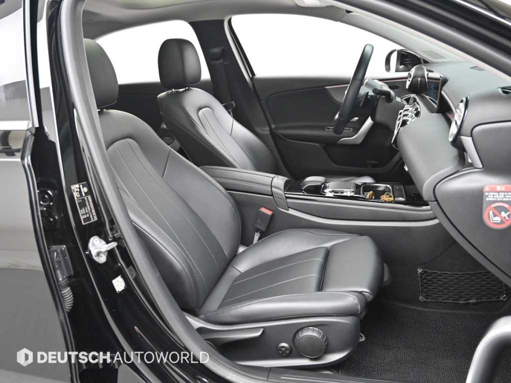 Mercedes-Benz A-Class — photo 10