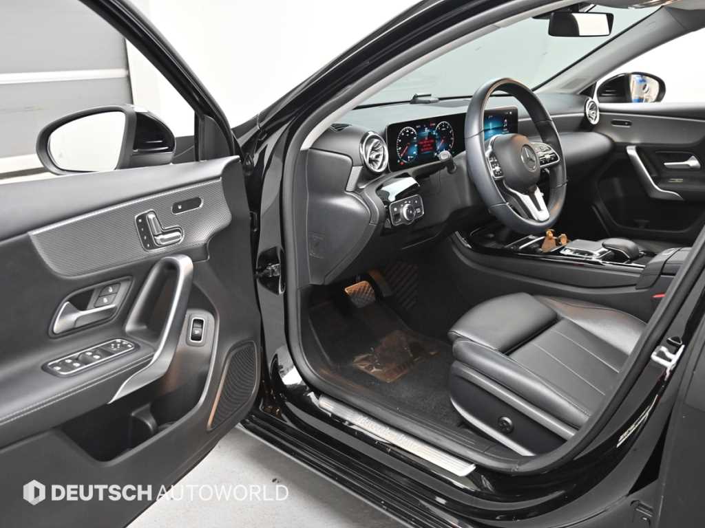 Mercedes-Benz A-Class — photo 11