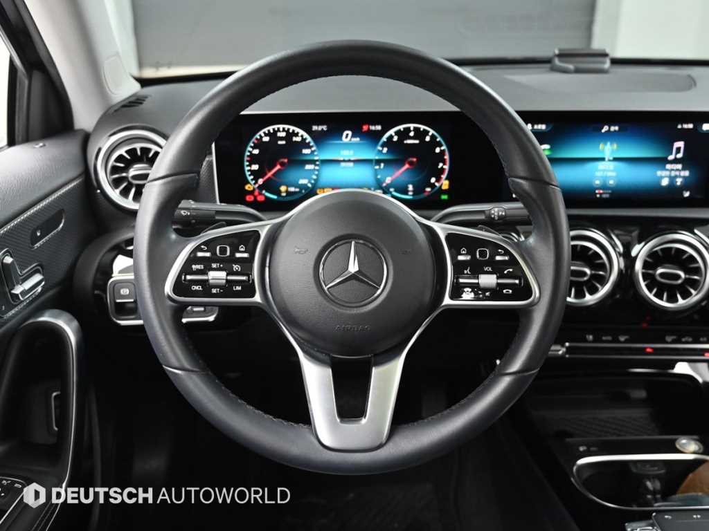 Mercedes-Benz A-Class — photo 13