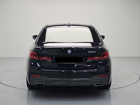 BMW 5-Series — photo 03