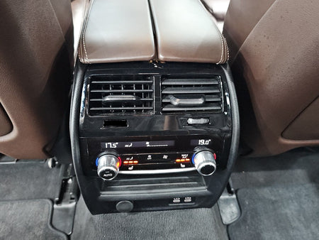 BMW 5-Series — photo 13