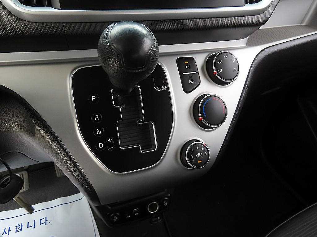 Kia RAY — photo 10