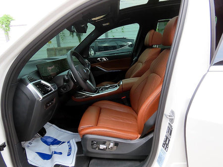 BMW X7 — photo 05