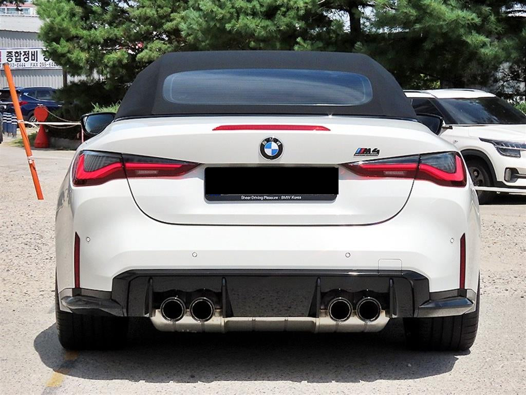 BMW M4 — photo 08