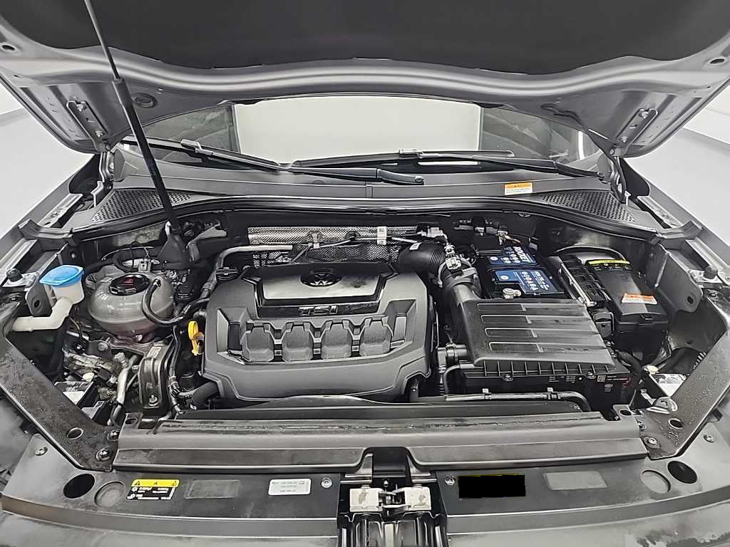 Volkswagen Tiguan — photo 05