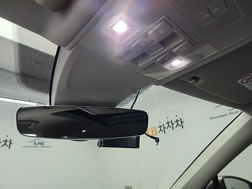 Volkswagen Tiguan — photo 19