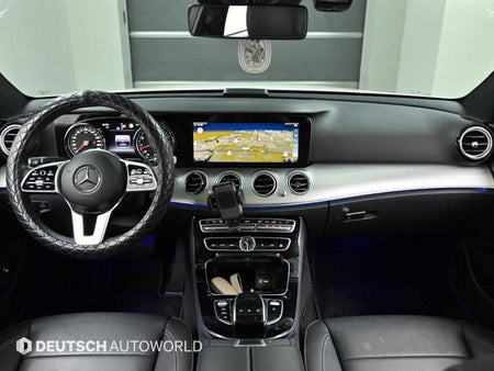 Mercedes-Benz E-Class — photo 07