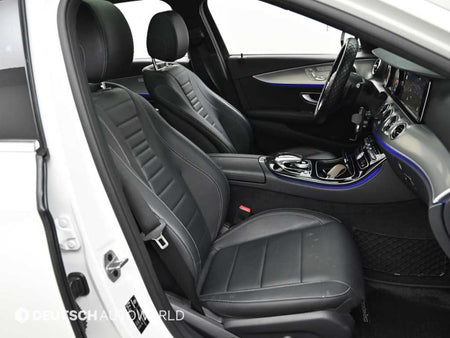 Mercedes-Benz E-Class — photo 10