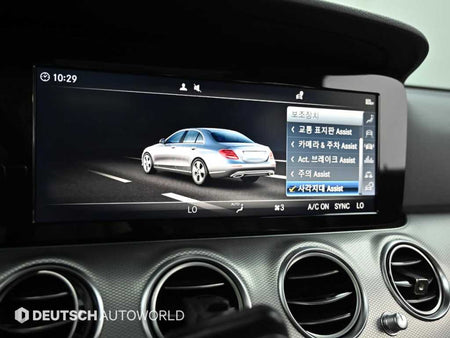 Mercedes-Benz E-Class — photo 17
