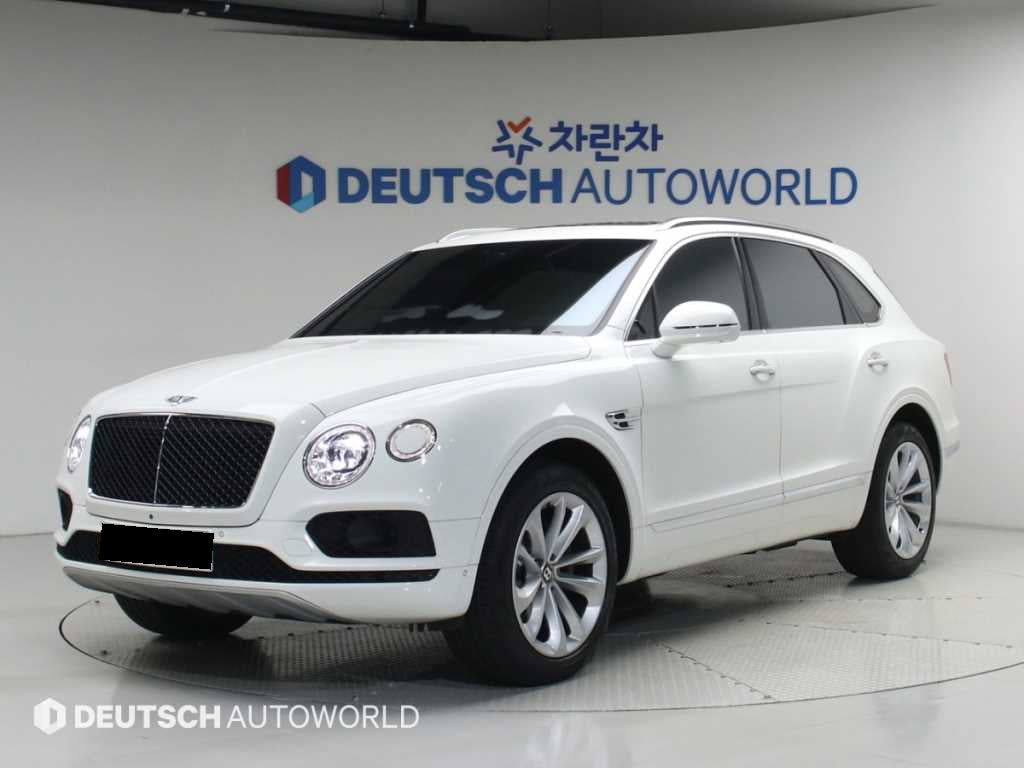 Bentley Bentayga — photo 01