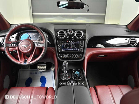 Bentley Bentayga — photo 07