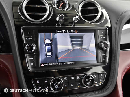 Bentley Bentayga — photo 15