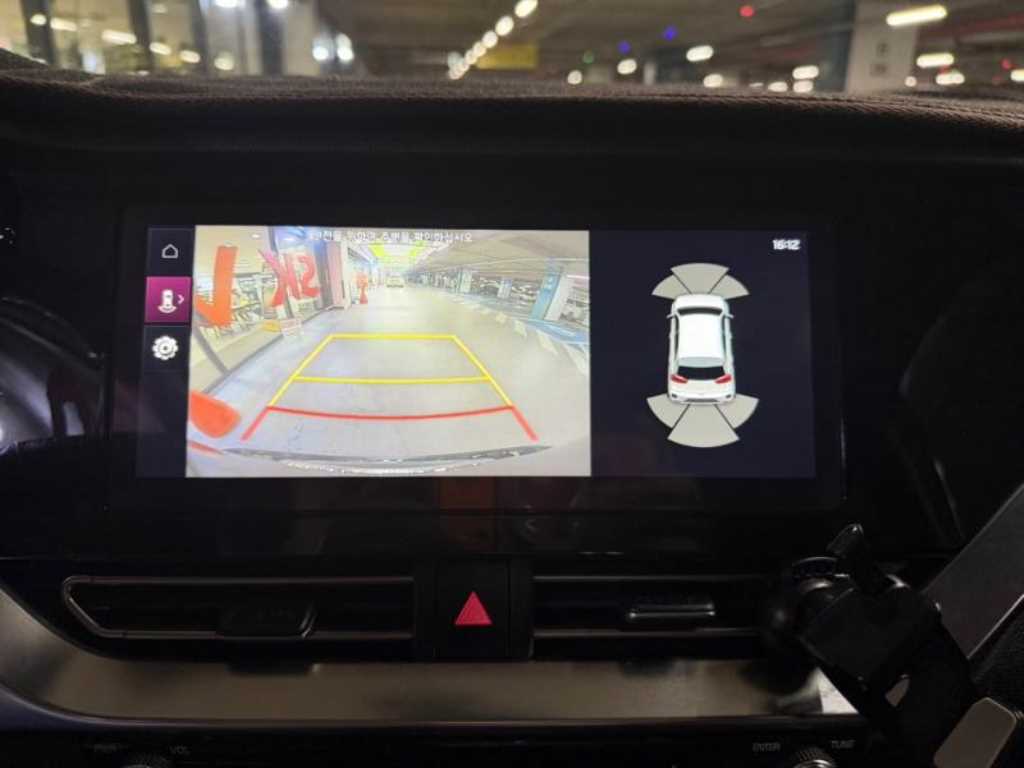 Kia Niro — photo 11