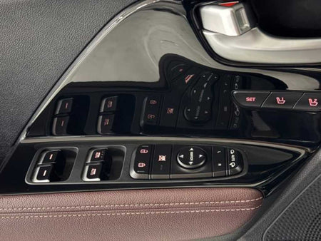 Kia Niro — photo 15