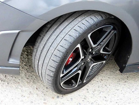 Hyundai Veloster — photo 18