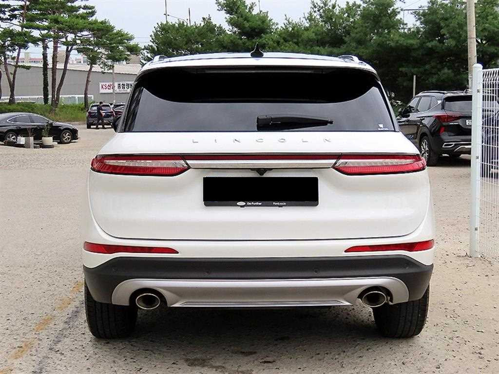 Lincoln Corsair — photo 04