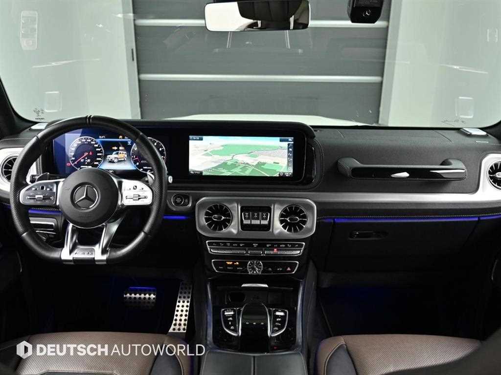 Mercedes-Benz G-Class — photo 07