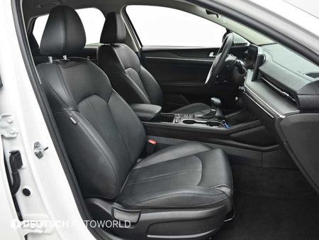 Kia K5 — photo 10