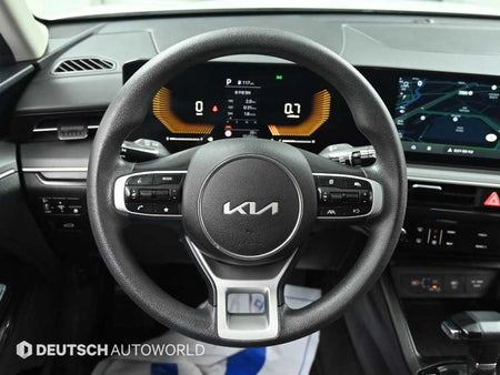 Kia K5 — photo 13