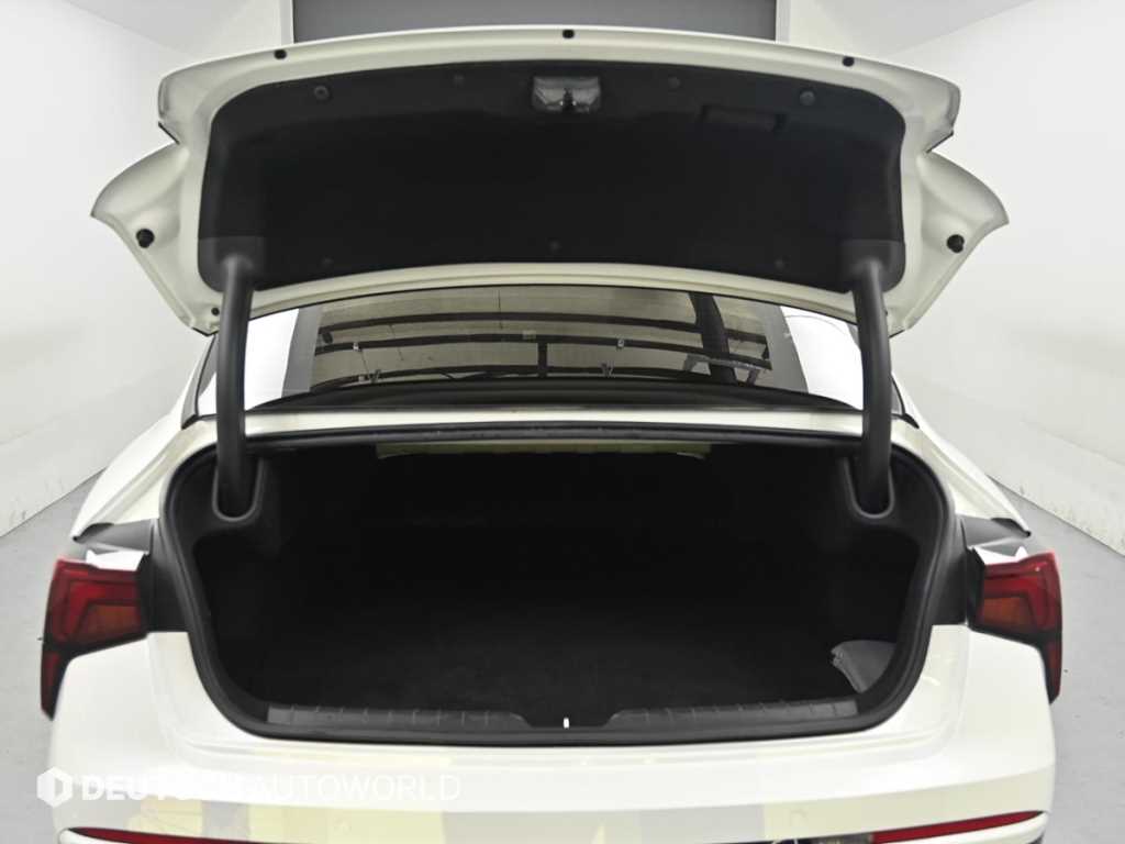 Kia K5 — photo 19