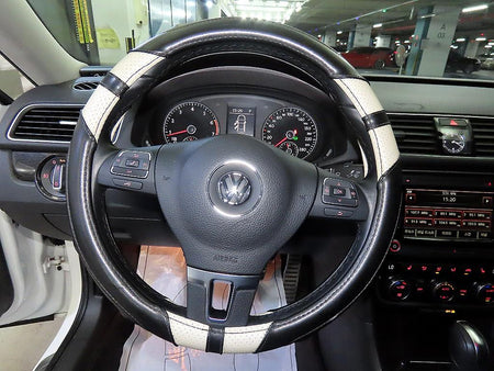 Volkswagen Passat — photo 08