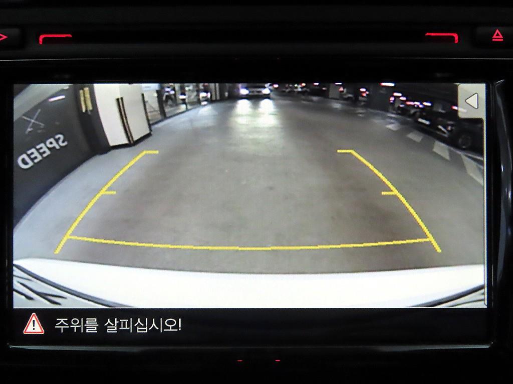Volkswagen Passat — photo 14