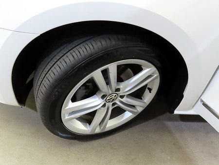 Volkswagen Passat — photo 18