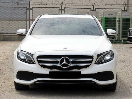Mercedes-Benz E-Class — photo 01