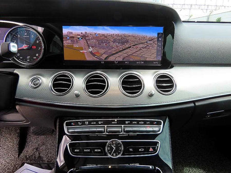 Mercedes-Benz E-Class — photo 14