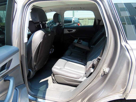 Audi Q7 — photo 06