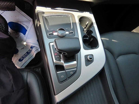 Audi Q7 — photo 10