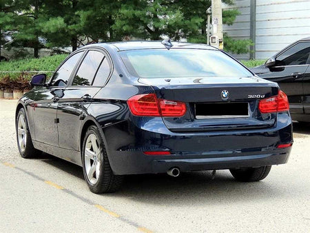 BMW 3-Series — photo 03