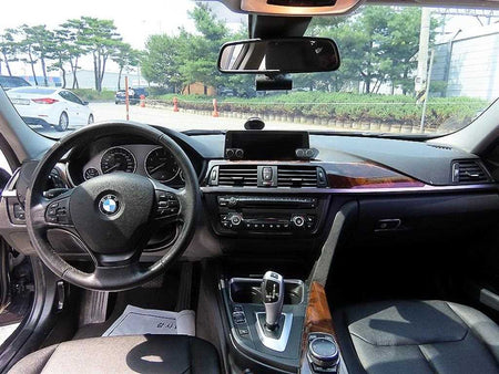 BMW 3-Series — photo 07