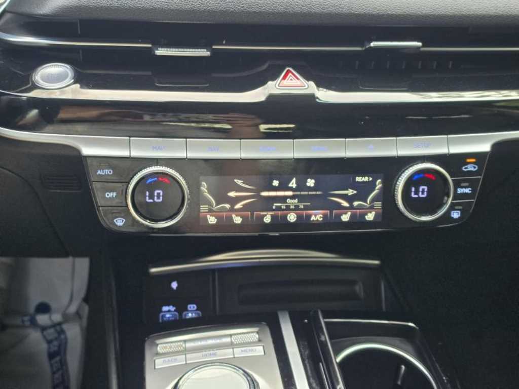 Genesis G80 — photo 12