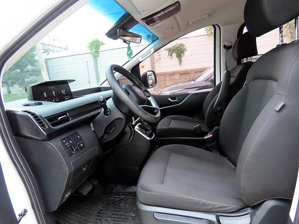Hyundai Staria — photo 05